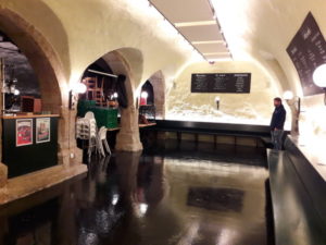 Les_Caves_resto1